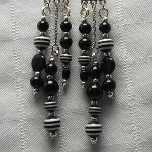 No1650 Beautiful handmade chandelier earrings with acrylic beads and onyx
